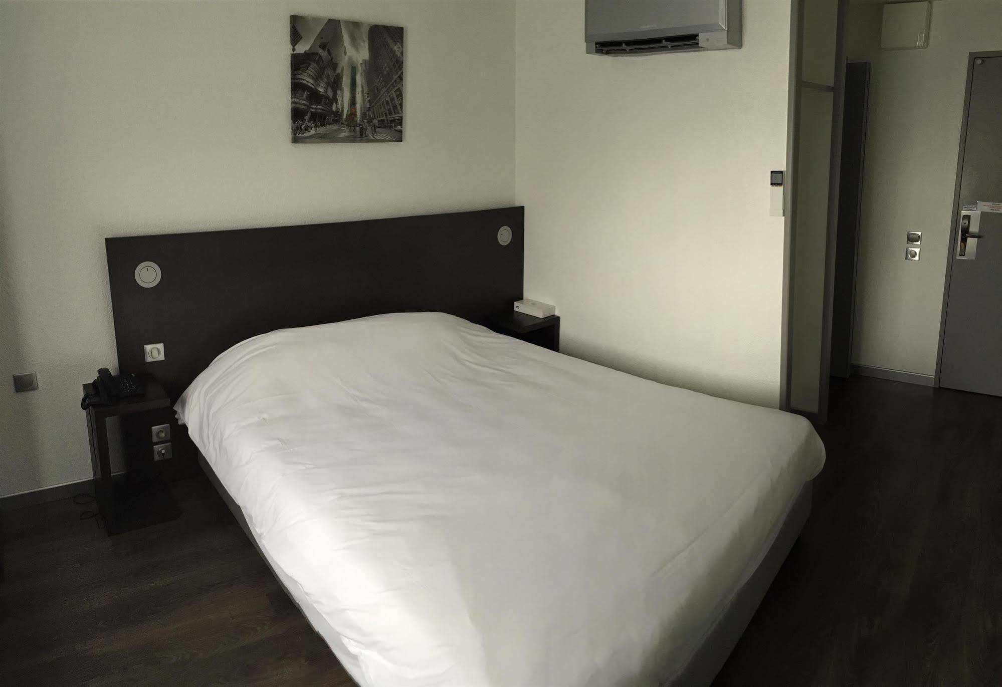 Regourd Hotel Cahors Zewnętrze zdjęcie