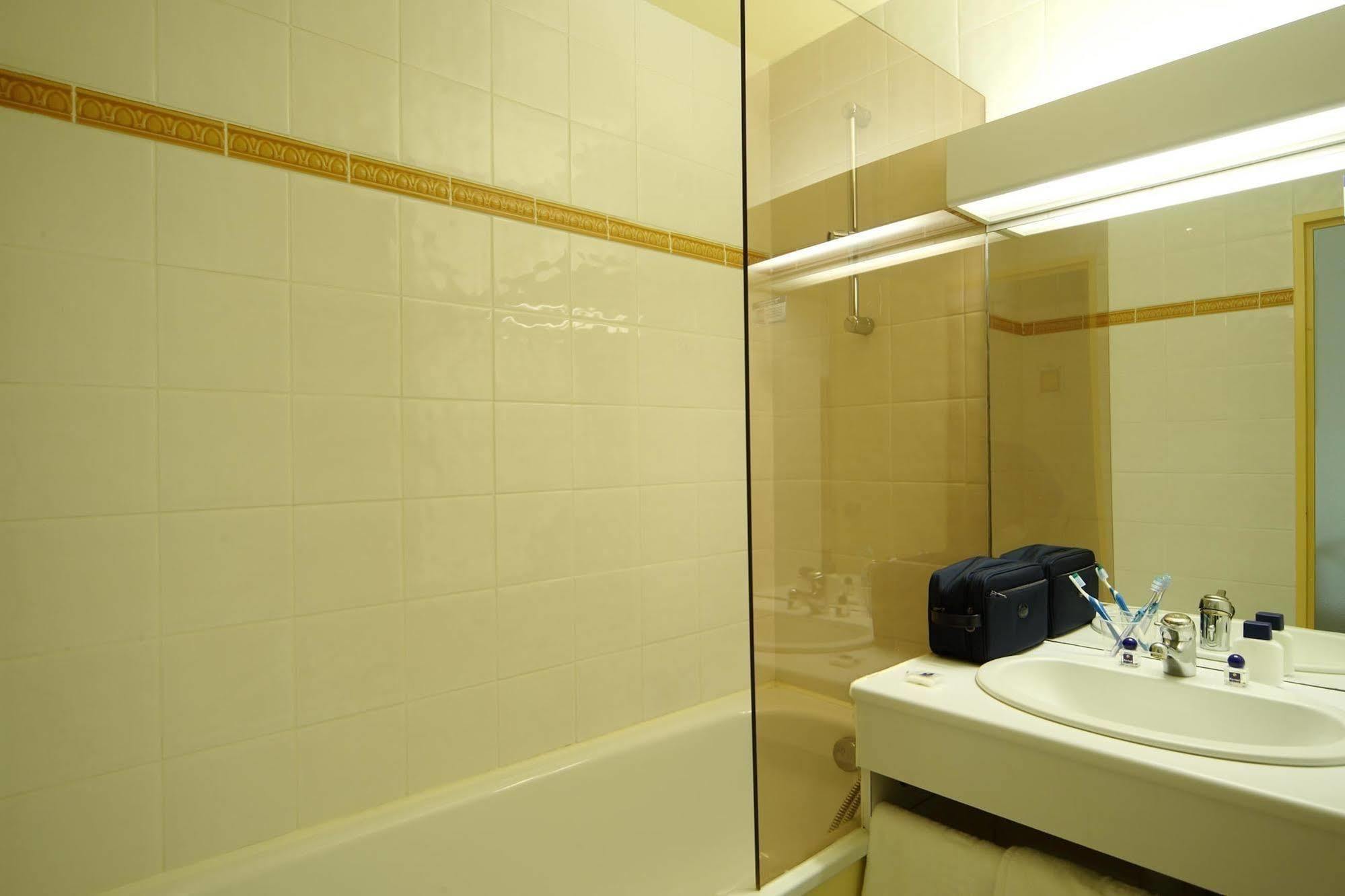 Regourd Hotel Cahors Zewnętrze zdjęcie